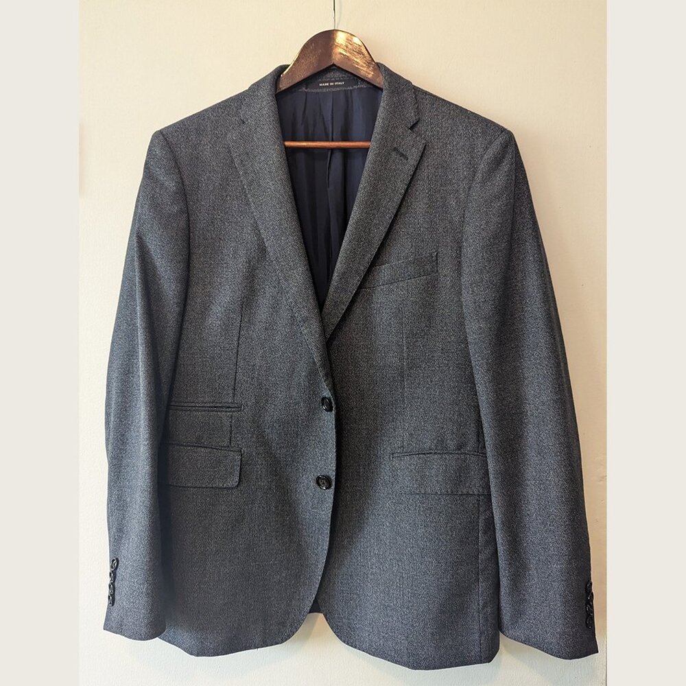 TAGLIATORE - 2-piece wool blend suit - Sz 52/9 - Picture 2 of 15